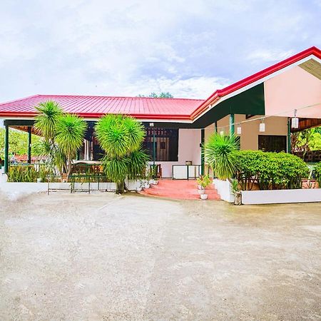 Oyo 875 Madhavi Beach Resort Balibago Екстериор снимка