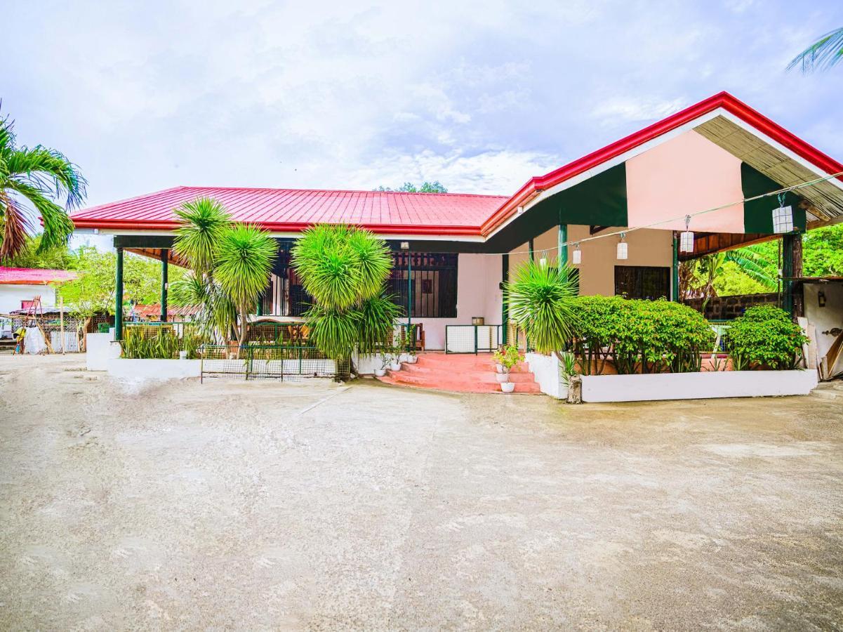 Oyo 875 Madhavi Beach Resort Balibago Екстериор снимка